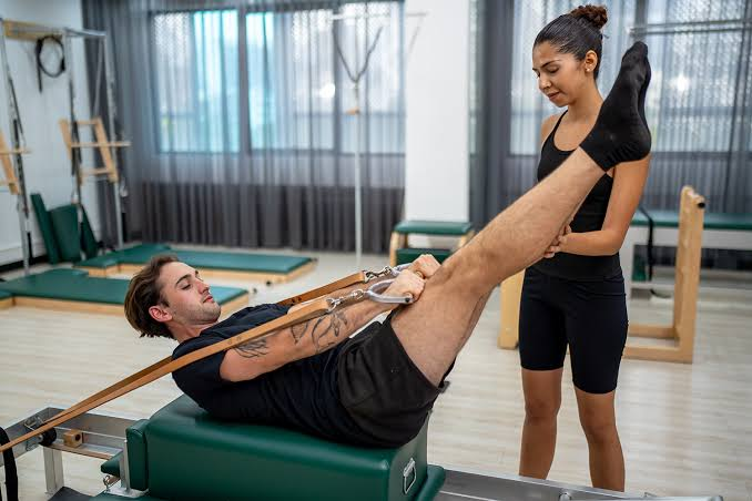 How Sports Physical Therapy Bridges the Gap Between Recovery and Peak Performance